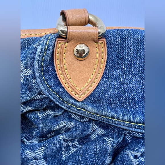 Louis Vuitton Monogram Denim Neo Cabby MM in Blue 2007 - Picture 9 of 9
